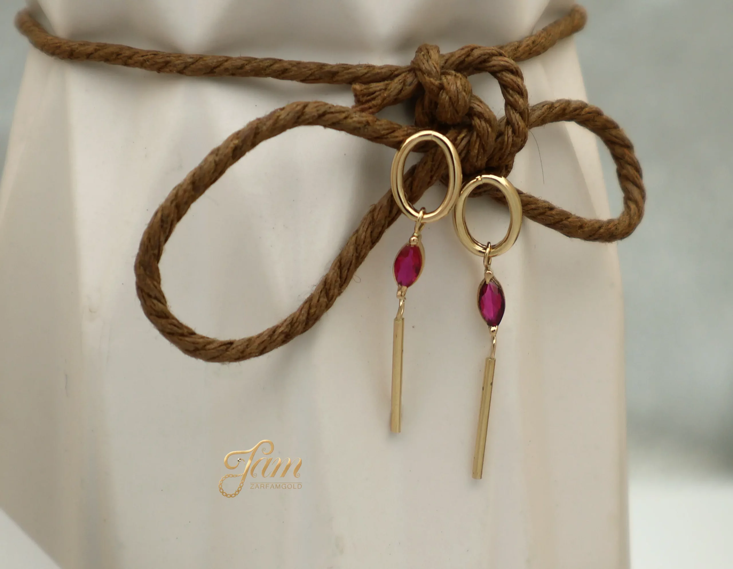 کاور گوشواره لوکس حلقه ای با آویز خطی نگین سرخابی